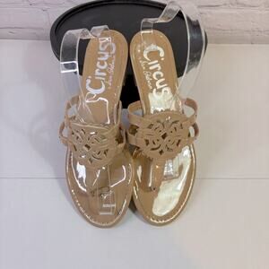 Sam Edelman Circus Canyon Medallion Flat Sandals Size 9
